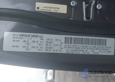 2015 Jeep Compass Latitude z USA, uszkodzony, nr VIN 1C4NJDEB6FD207059